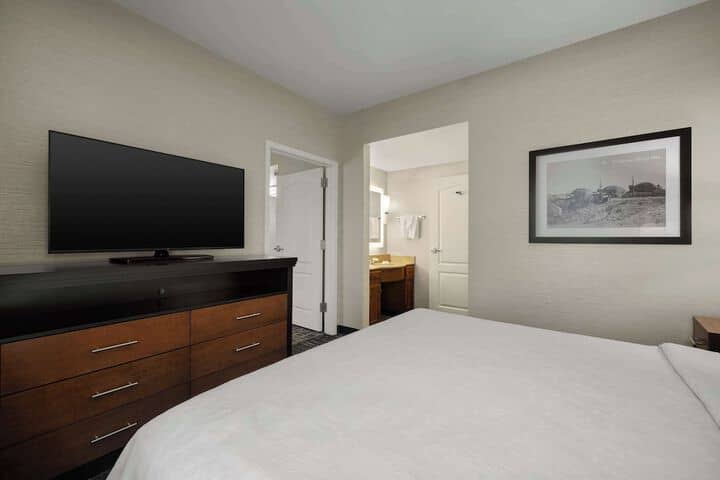 Room 7 of 44