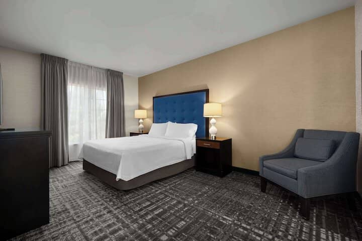 Room 10 of 44